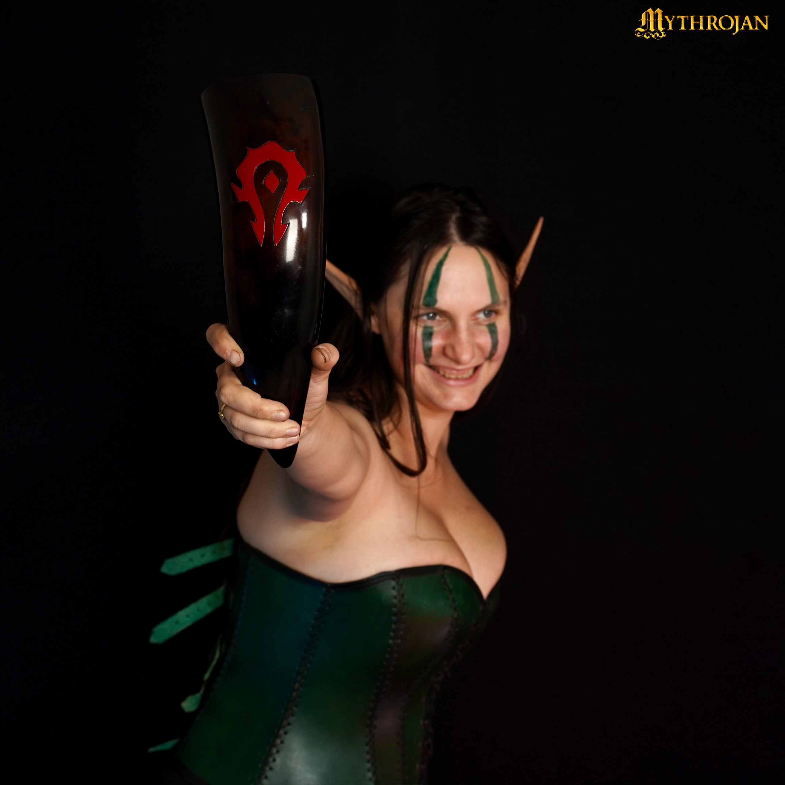 Mythrojan "For the HORDE" Drinking Horn : Mead Ale Genuine Horn for Medieval Knight Elf ORC Undead LARP Cosplay BLACK, 500ml