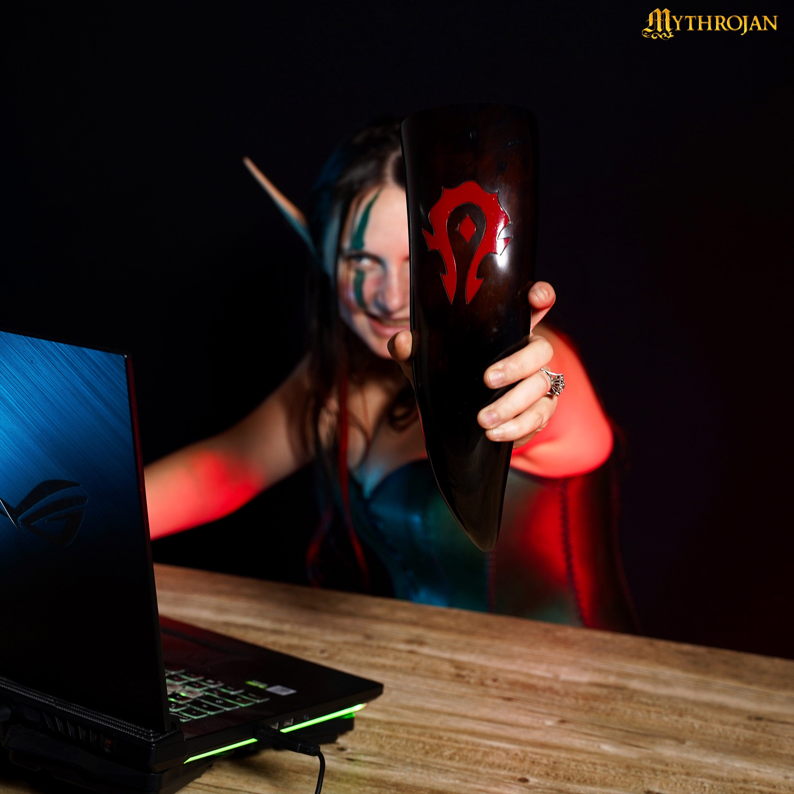 Mythrojan "For the HORDE" Drinking Horn : Mead Ale Genuine Horn for Medieval Knight Elf ORC Undead LARP Cosplay BLACK, 500ml