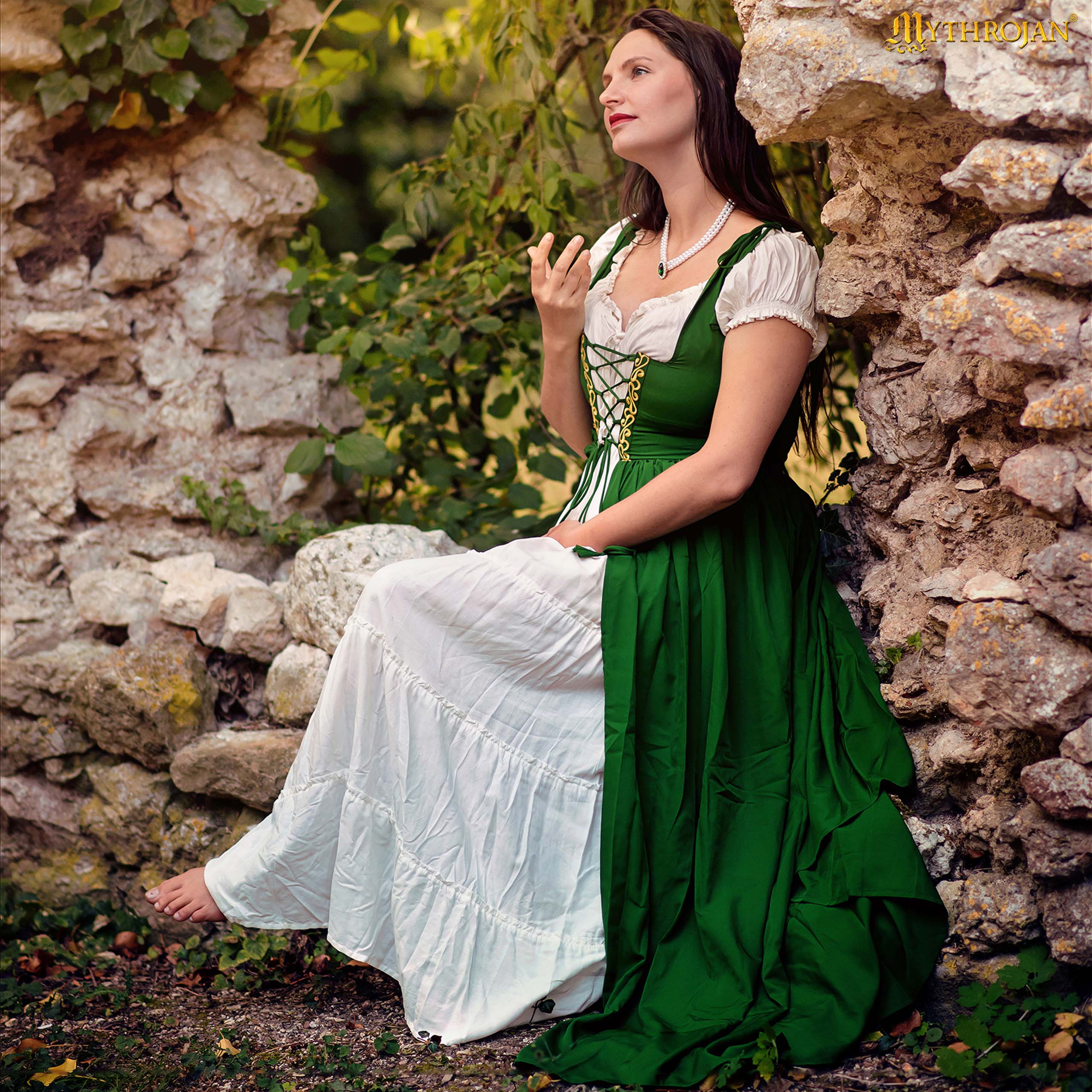 Mythrojan Traditional Irish Celtic Dress : Chemise and Over Dress Medieval Renaissance Costume SCA LARP : Green