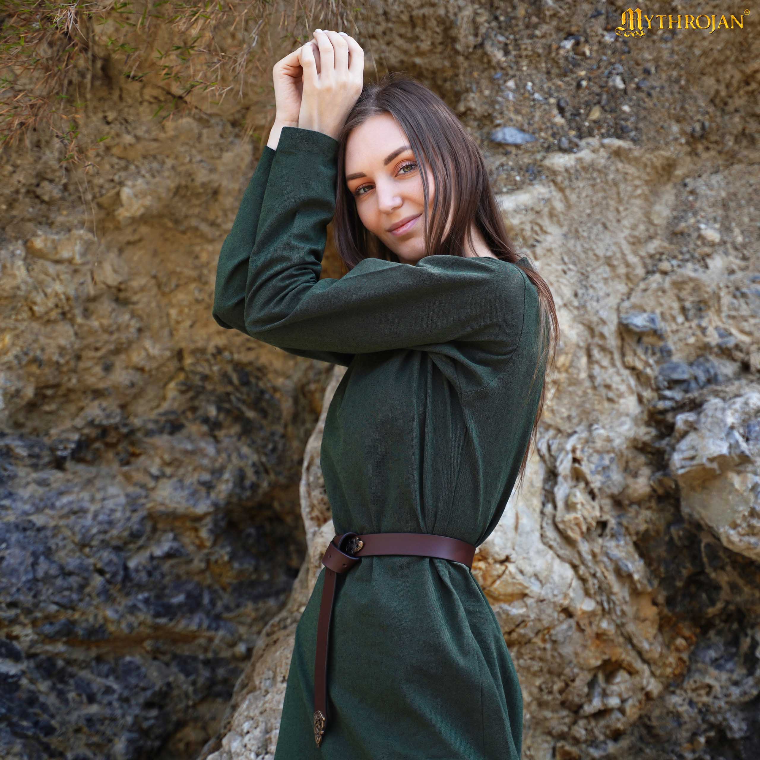 The Archeress Medieval Dress: Strength and Elegance for Every Character