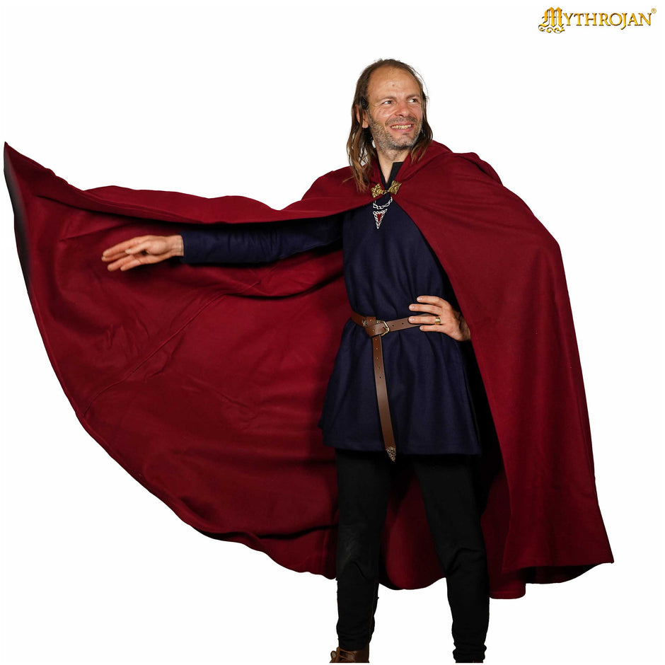 Medieval Heavy Wool Hooded Cloaks for Mens Online – Mythrojan
