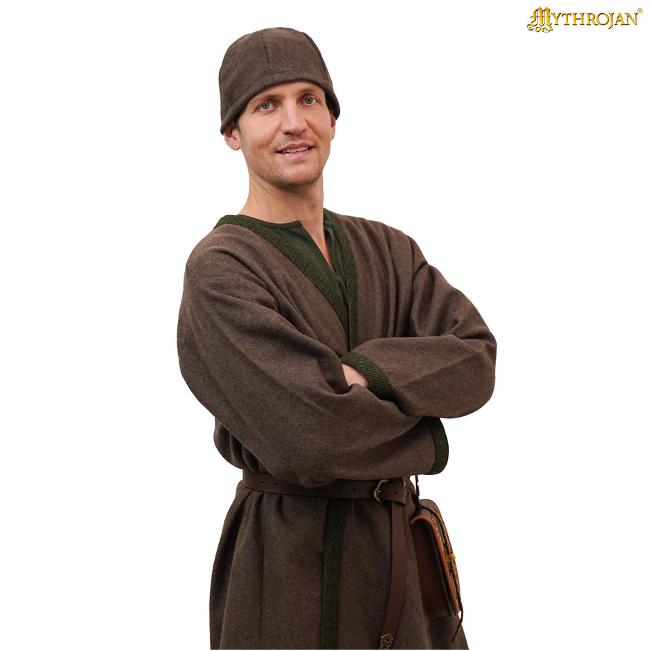 Medieval Hoods, Hats, and Chaperons Online – Mythrojan