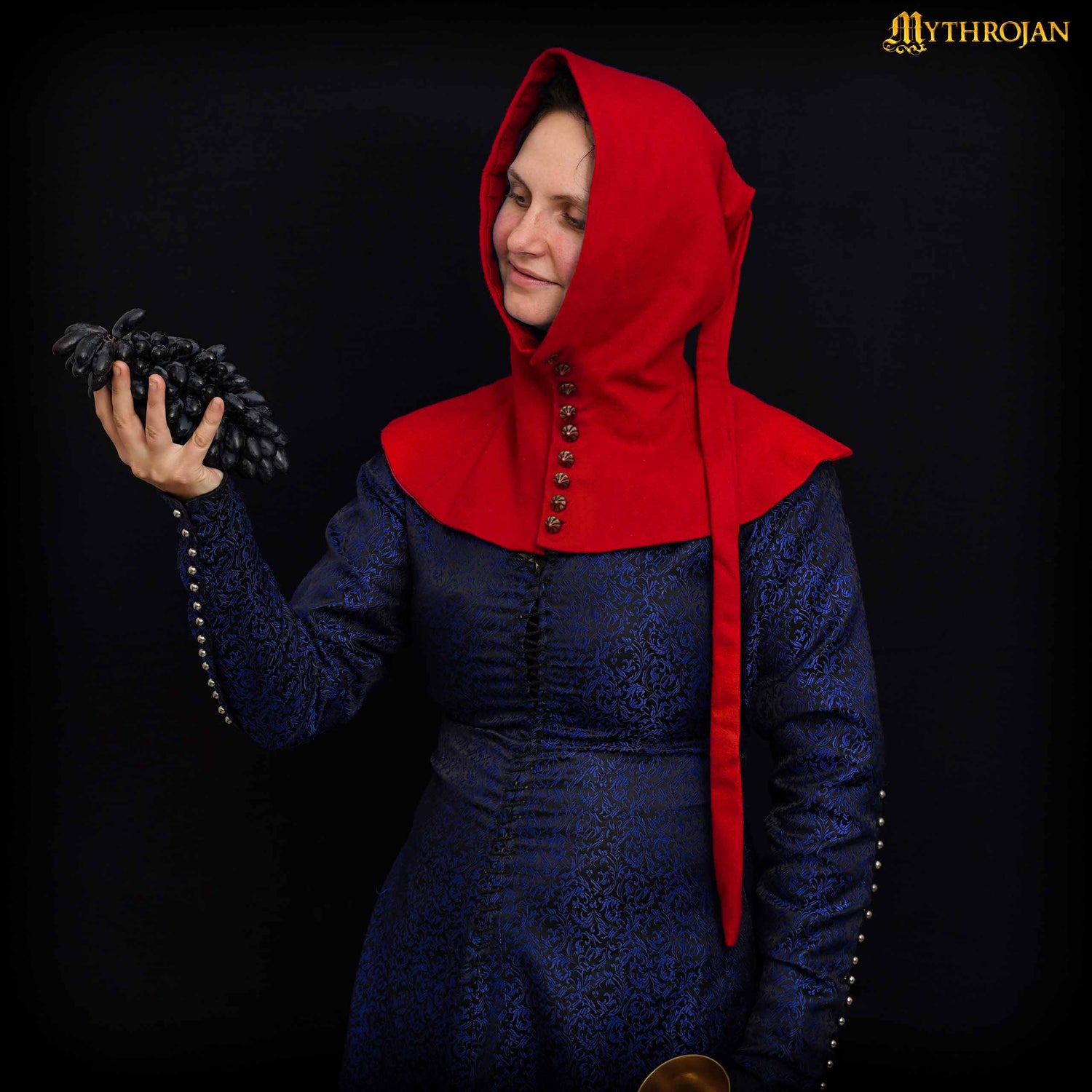 Mythrojan late medieval lady buttoned hood : 15 th century reenactment, LARP, SCA and movie prop