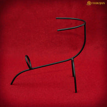 mythrojan-hand-forged-drinking-ale-horn-rack-twisted-iron-ale-mead-horn-stand-medieval-viking-plain