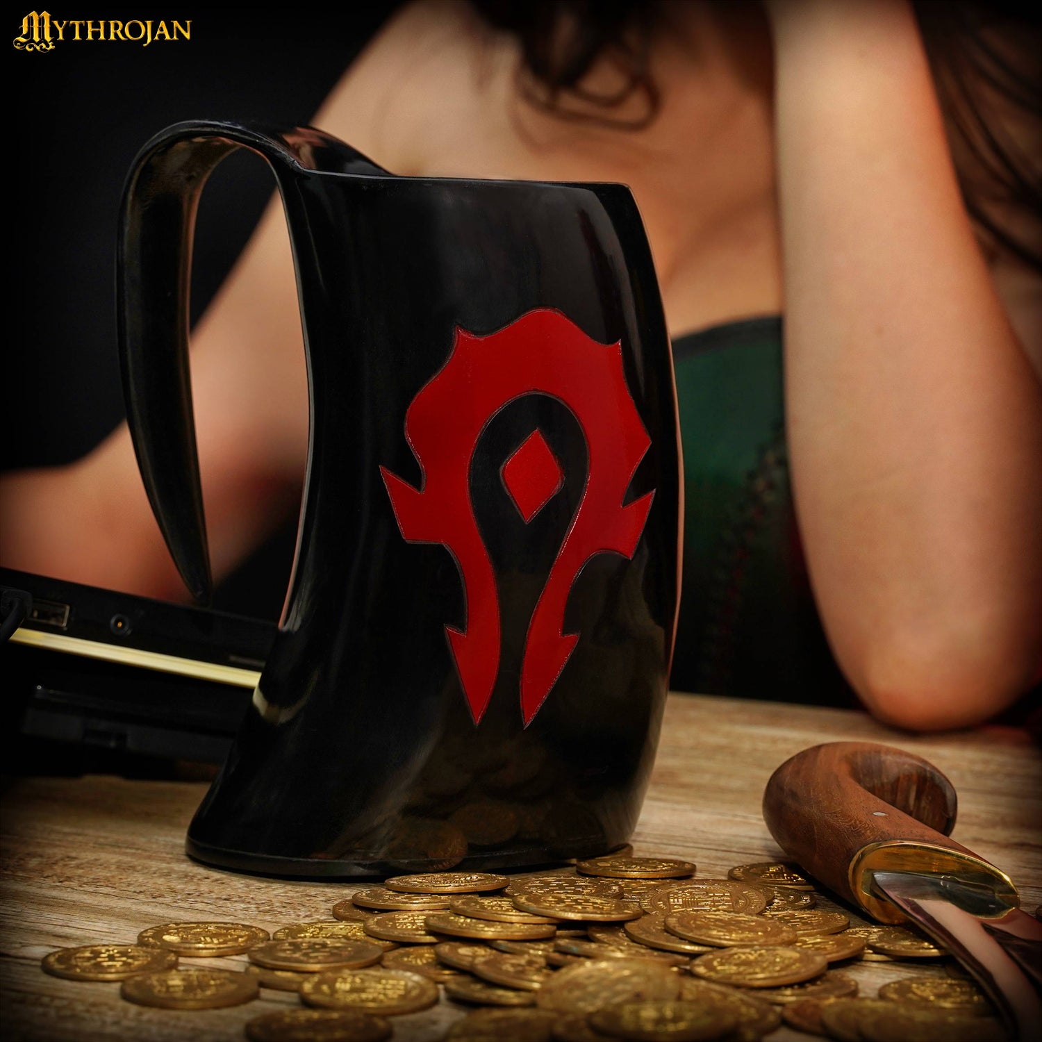 Mythrojan &quot;For the HORDE&quot; horn mug : Mead Ale Horn Tankard for Medieval Knight Renaissance LARP Cosplay BLACK, 600ml