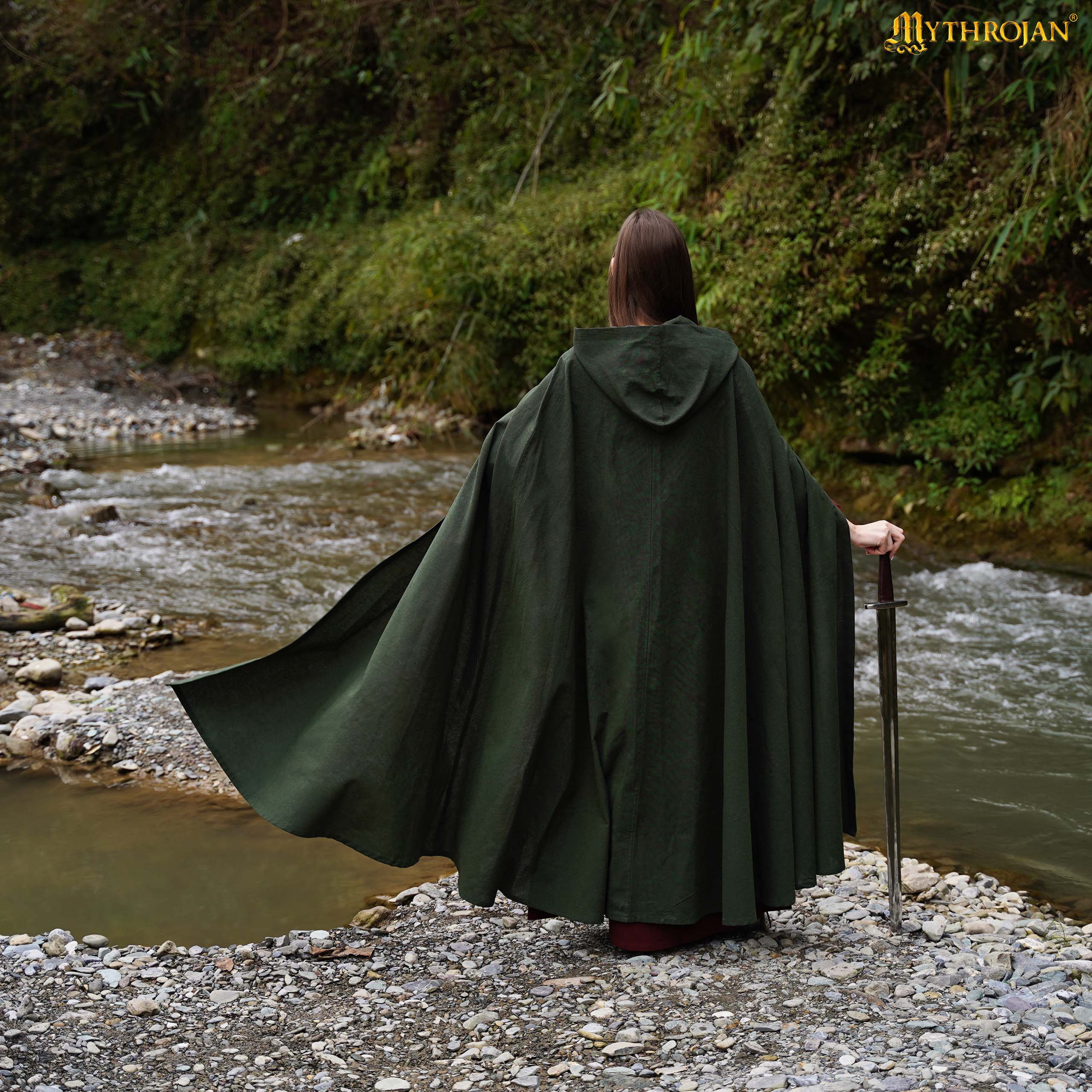 The Thorvald Viking Cloak: Practicality and Style for Every Season