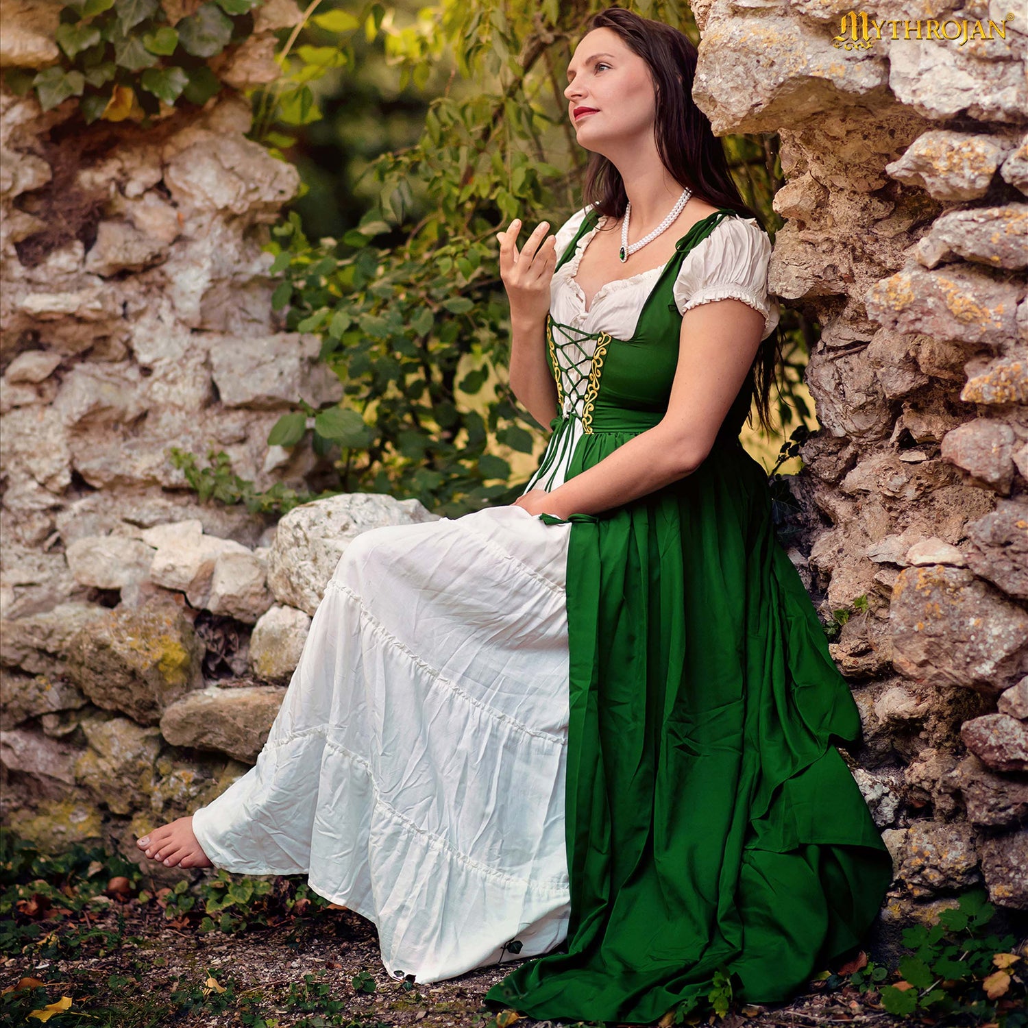 Mythrojan Traditional Irish Celtic Dress : Chemise and Over Dress Medieval Renaissance Costume SCA LARP : Green